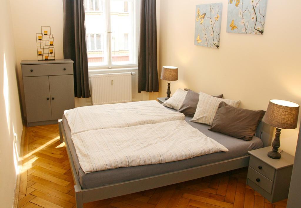 Zitna 43 Apartment